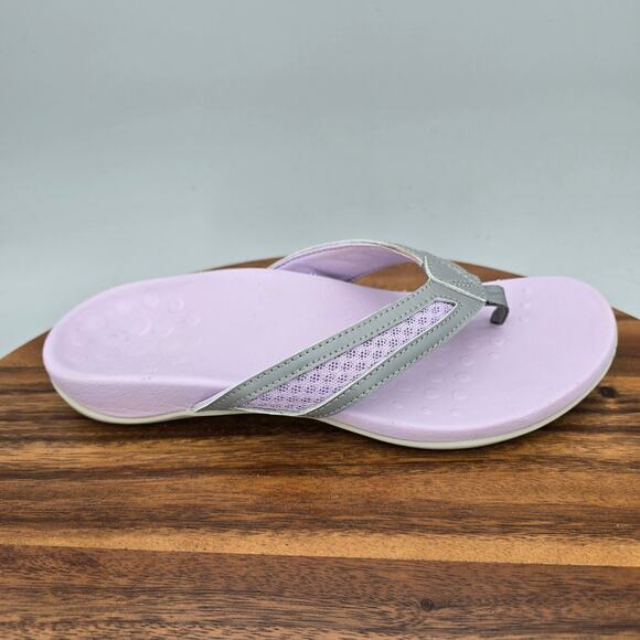 Vionic Tonya Sandals Womens 7 Lavender Purple Leather Thong Comfort Orthotic - Picture 1 of 7